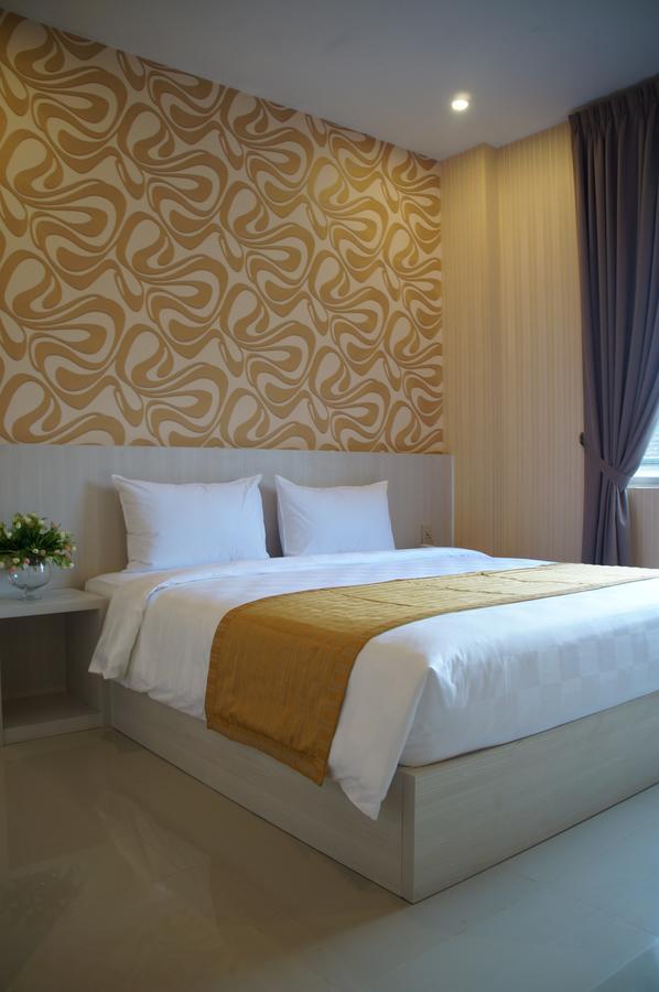 Lj Hotel Medan Buitenkant foto