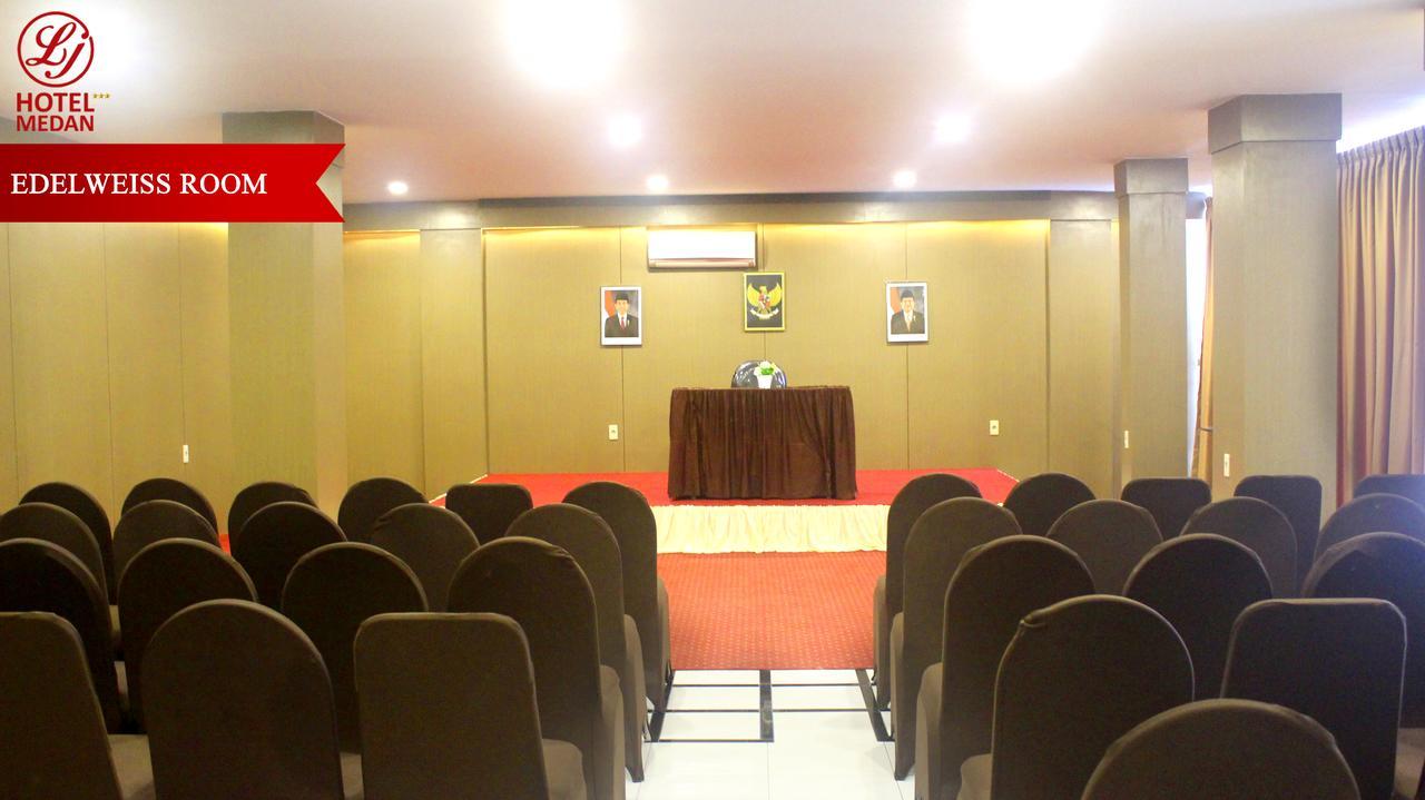 Lj Hotel Medan Buitenkant foto